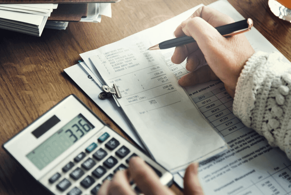 Record of income and expenses